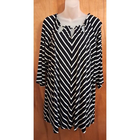 Catherines 0X 14/16W black white striped scoop neck stretch 3/4 sleeve top soft - Picture 1 of 4